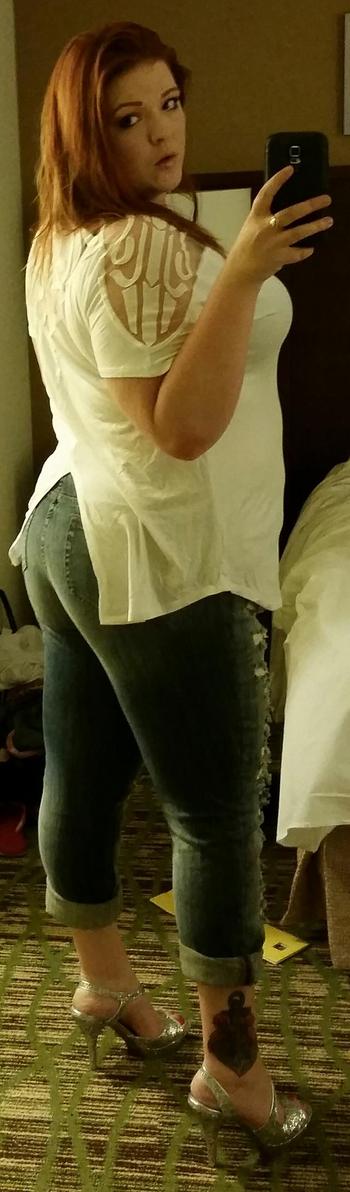 , 25  female escort, Portland