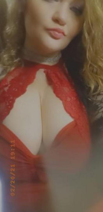 Ava, 34  female escort, Portland