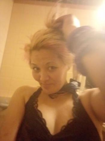 Stace Adore, 28  female escort, Portland