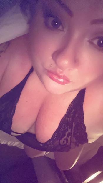Teela, 40  female escort, Portland