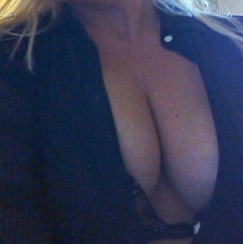 Charli, 50  female escort, Portland