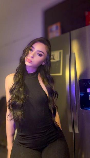 Snoww, 20  female escort, Portland