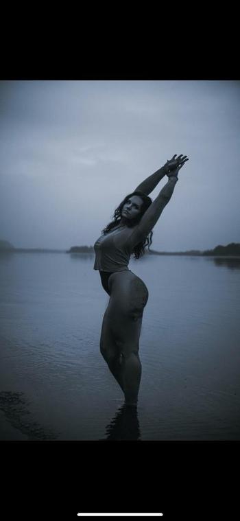 Rory, 26  female escort, Portland