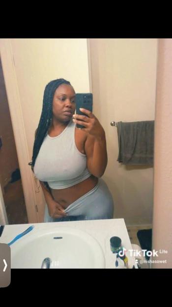 Carmen, 32  female escort, Portland