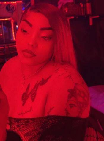 Chyna, 25  female escort, Portland