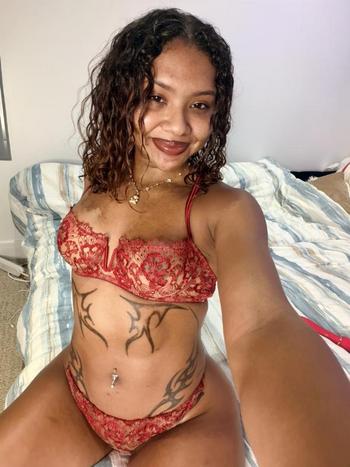 540-584-9297, 25  female escort, Portland