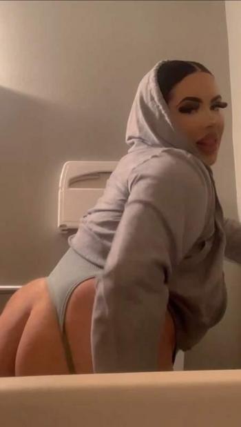 4004501200, female escort, Portland